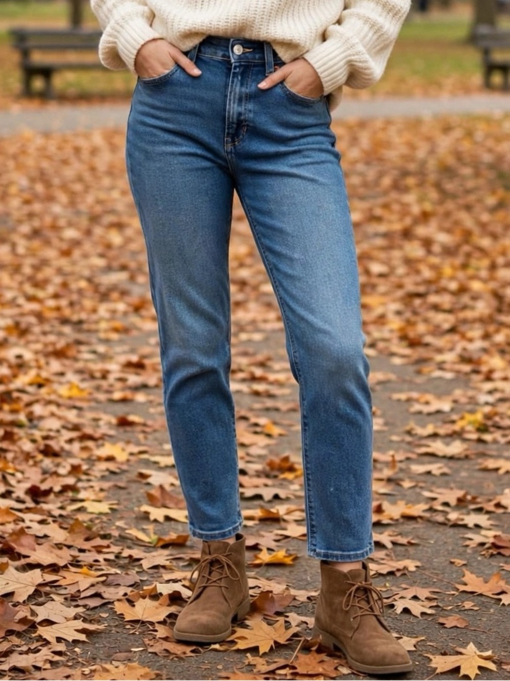 American Eagle Outfitters High-Rise Straight Leg Jeans - Medium Blue